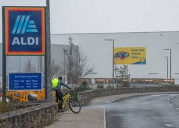 25/03/2022 repro free  Lidl Knocknacarra Galway opening
Photo:Andrew Downes